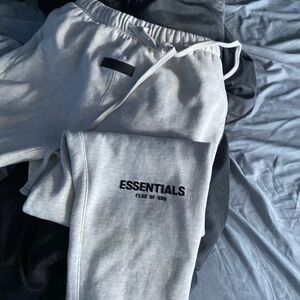 Essential pants